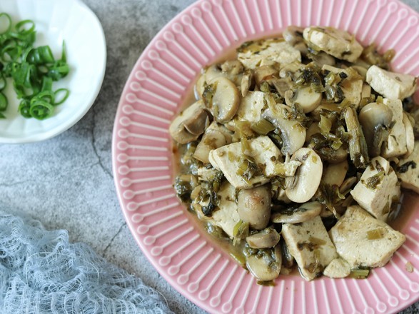 Stewed Tofu with Mushroom and Pickled Vegetables recipe