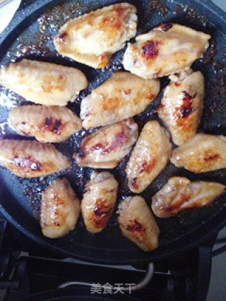 Pan-fried Chicken Wings recipe