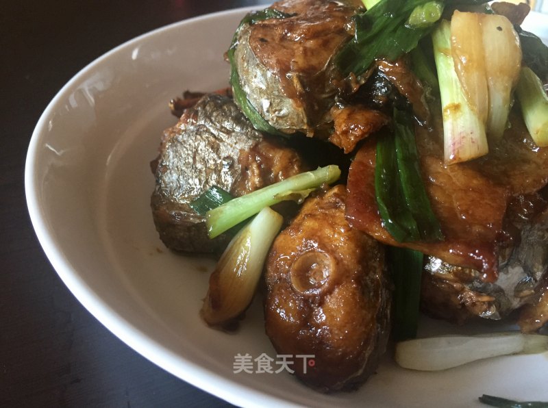 Pork Belly Stew with Horse Mackerel recipe