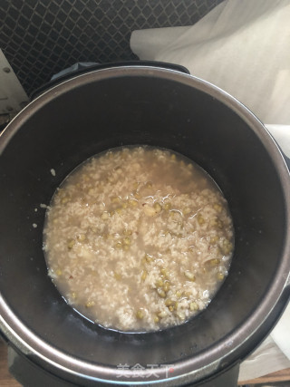 Mung Bean, Lotus Rice and Mixed Grain Congee recipe