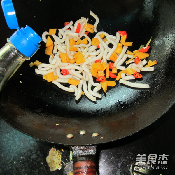 Diced Pumpkin Fried Noodles recipe