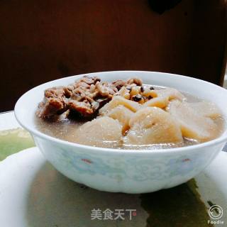 Fen Ge Meidou Bone Soup【relieving Heat and Removing Dampness】 recipe