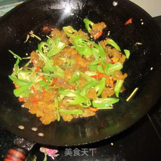 Fried Beef Tendon with Chili recipe