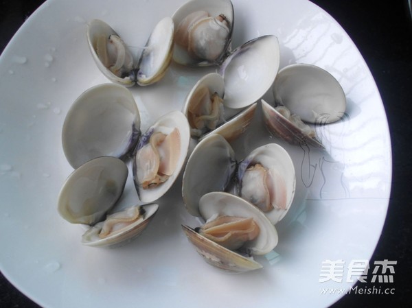 Steamed Egg with Clams recipe