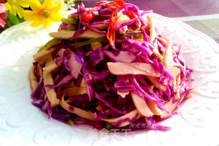 Purple Cabbage Mixed with Fragrant Dried recipe