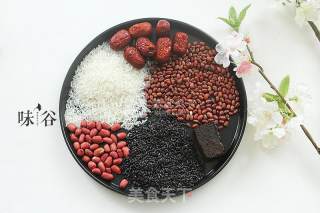 Red Dates Nourishing Blood and Beauty Congee recipe