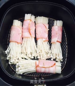 Bacon Roll with Enoki Mushroom recipe