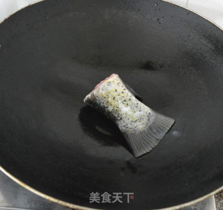 Black Bean Claypot Carp Tail recipe