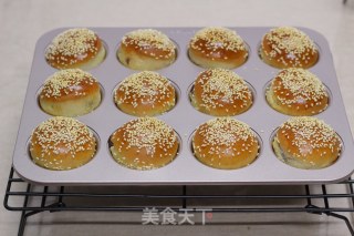 Honey Sauce Barbecued Pork Meal Bun recipe