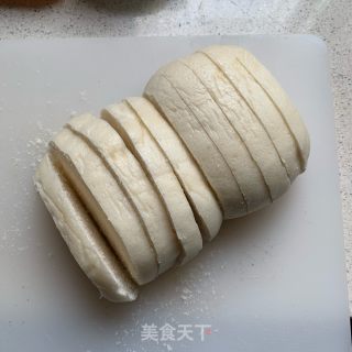 Baked Steamed Bun Slices recipe