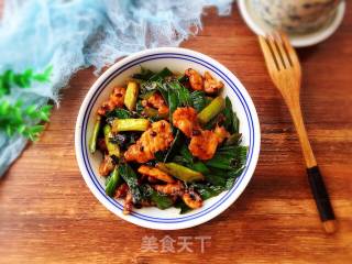 Salt Fried Pork with Garlic Sprouts recipe