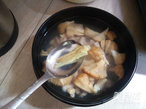 Tendon Meat Hericium Mushroom Soup recipe
