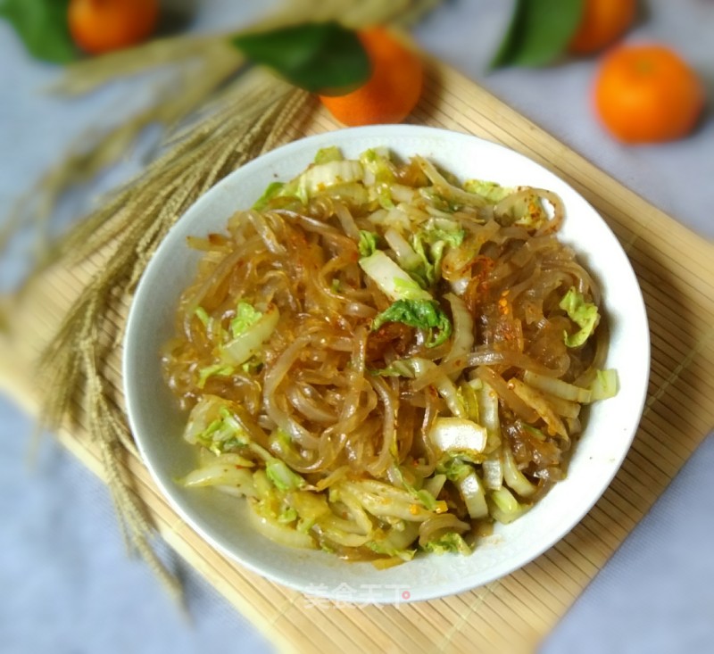 Spicy Stir-fried Cabbage with Sweet Potato Vermicelli recipe