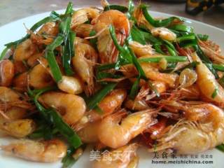 Stir-fried River Prawns with Leek recipe