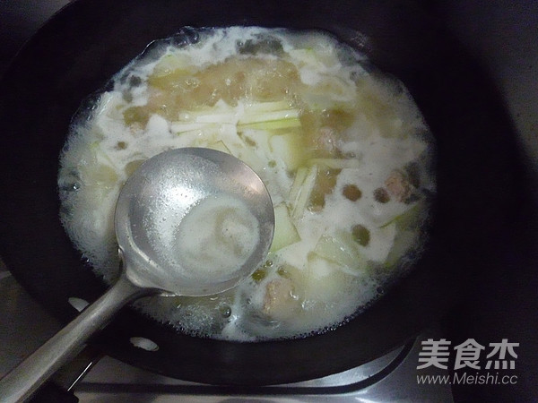 Winter Melon Meatball Soup recipe