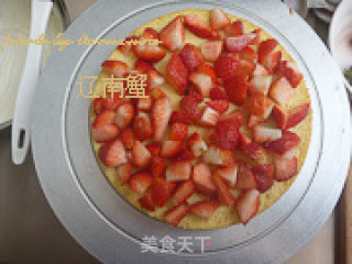 White Snow Strawberry Cake recipe