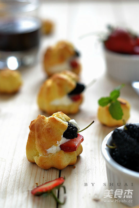 Fruit Cream Puffs recipe