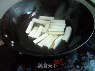 Stir Fry Fragrant Taro Strips recipe