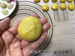 Enjoy Mid-autumn Festival and Reunion~【golden Egg Yolk Pastry】 recipe