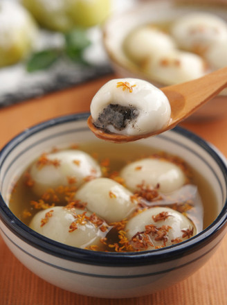 A Bowl of Warm Glutinous Rice Balls Warms Your Heart and Stomach-black Mushroom recipe