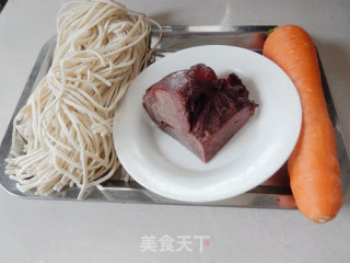 Carrot Beef Fried Noodles recipe