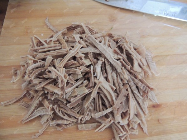 Stir-fried Shredded Pork with Bamboo Shoots recipe