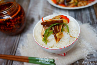 Spicy Stir-fried Pork Ears -------- Practice with Braised Pork Ears recipe