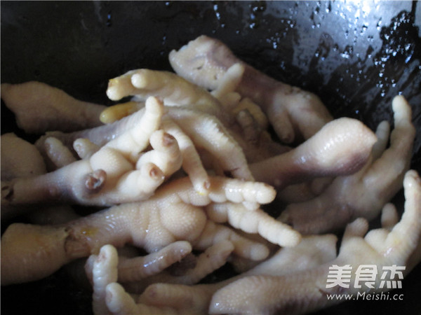 Braised Chicken Feet recipe