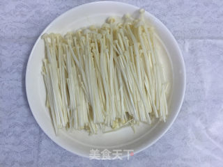 Enoki Mushroom with Garlic recipe