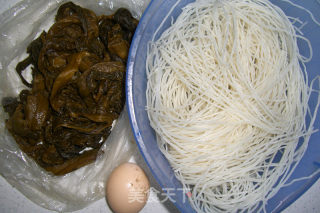 Home-made Sauerkraut Rice Noodles recipe