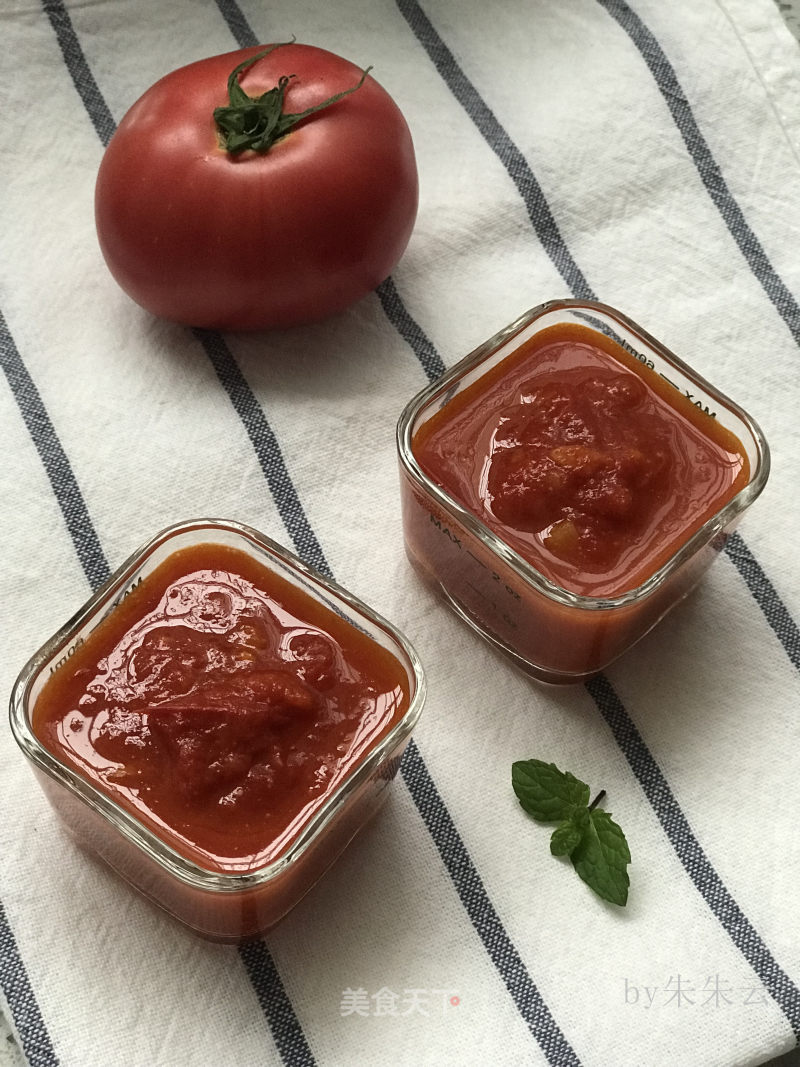 Simple Boiled Tomato Sauce