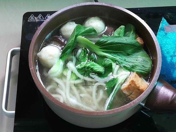 Sour Soup Fish Ball Udon Noodles recipe