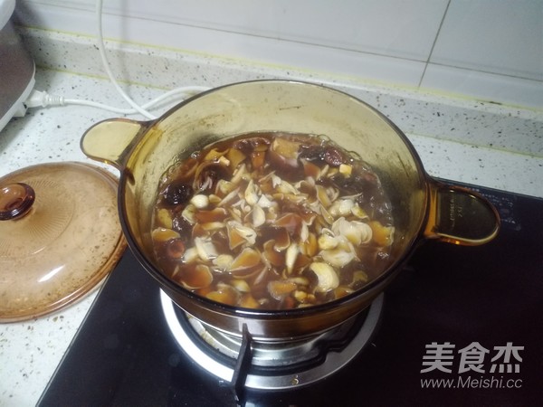 A Good Medicated Diet for Relieving Cough and Moisturizing The Lungs in Autumn--qiu Li Gao recipe