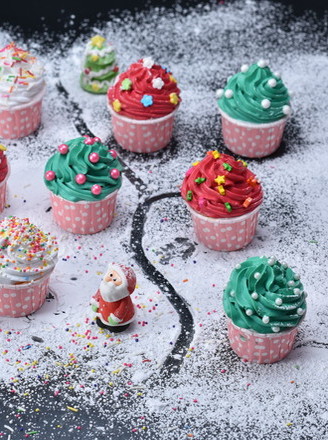 Christmas Cupcakes recipe