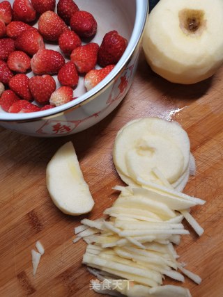 Strawberry Applesauce recipe