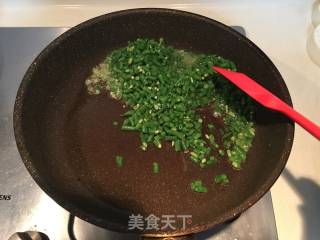 Fragrant Fried Eggs and Beans recipe
