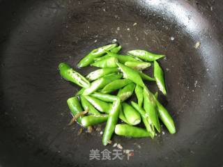 Korean Style Stir-fried Green Pepper with Dried Whitebait recipe