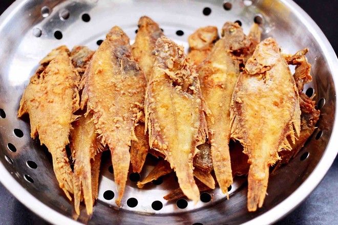 Spicy Cumin Sliced Mouth Fish recipe