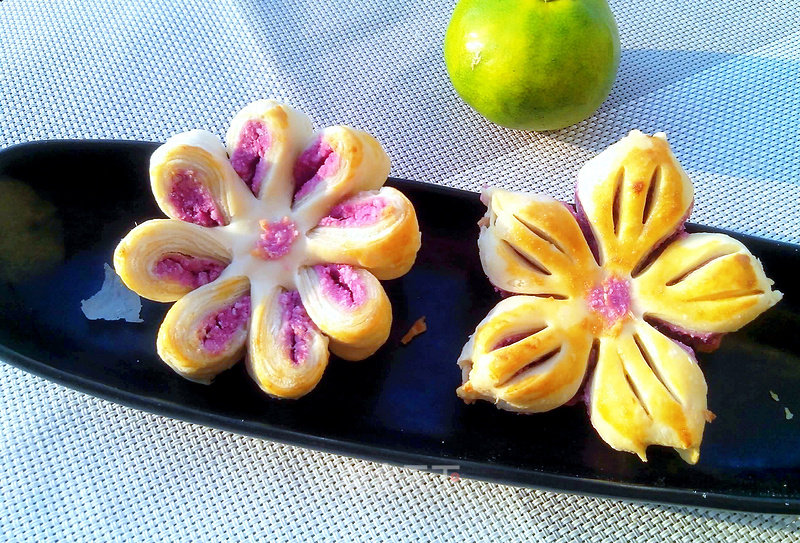 Flower Purple Sweet Potato Crisp recipe