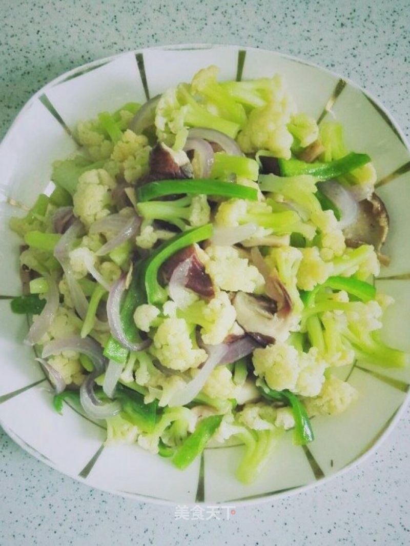 Stir-fried Organic Cauliflower with Green Onion recipe