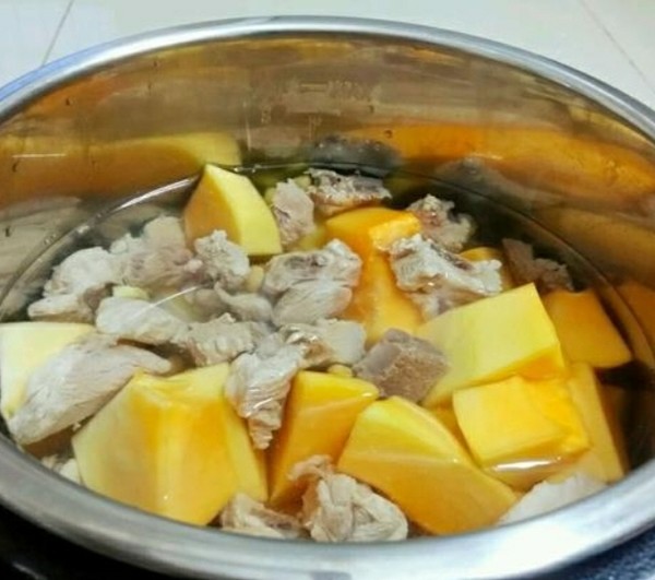 Pork Ribs Papaya Soup recipe