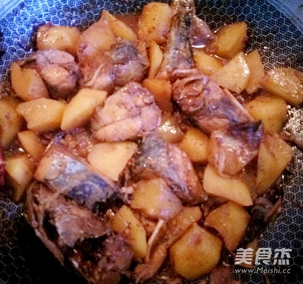 Spanish Mackerel Stewed with Potatoes recipe