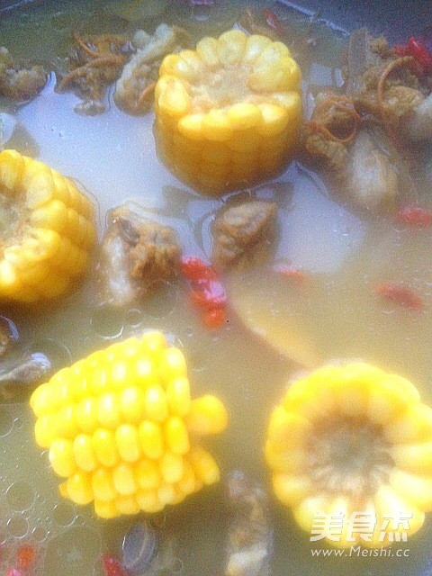 Cordyceps Flower Corn Pork Ribs Soup recipe