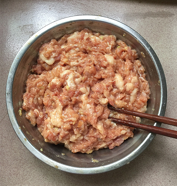 Steamed Dumplings with Zucchini Meat recipe