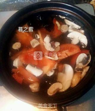 Tomato and Mushroom Egg Drop Soup recipe