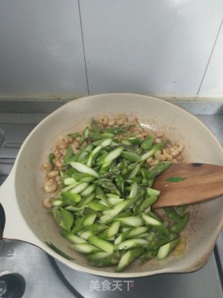 Stir-fried Shrimp with Asparagus recipe