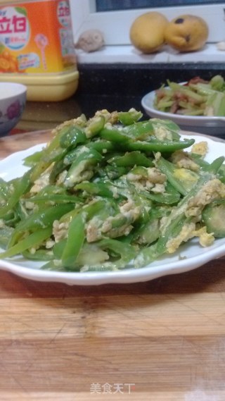 Scrambled Eggs with Green Peppers recipe