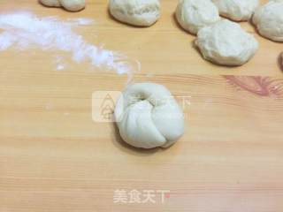 Flower-shaped Milk Bread that is Rich in Milk Flavor and Will Fall in Love with One Bite recipe
