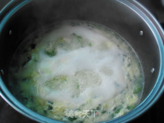 Leek Flower Shrimp Egg Drop Soup recipe