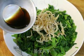 Dried Whitebait with Spinach recipe